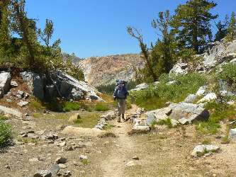 wpct-2012-day7-8  view S at Yosemite-Hoover line.jpg (520138 bytes)